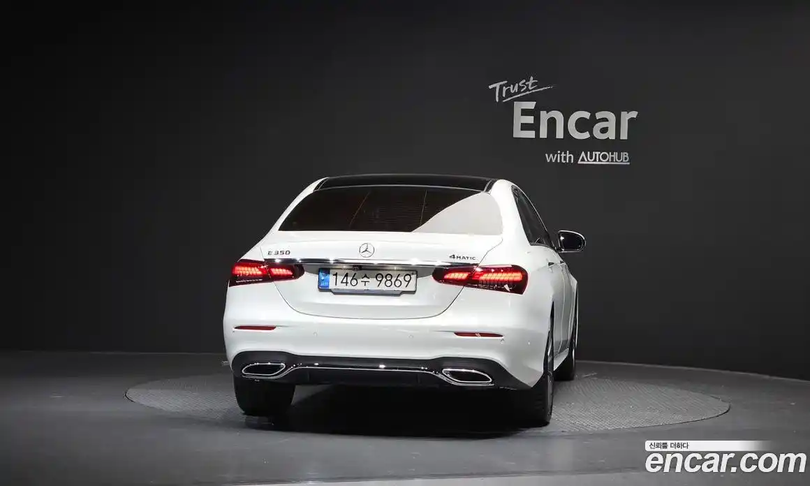 Mercedes-Benz E-Class 2021 2.0 Автомат в Москве № 764461, фото 4