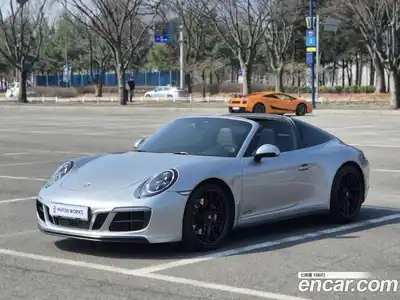 Porsche 911, 2018
