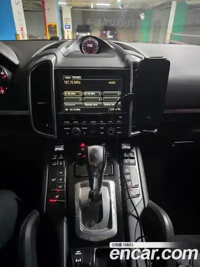 Porsche Cayenne 2014 3.0 Автомат в Москве № 765905, миниатюра 8