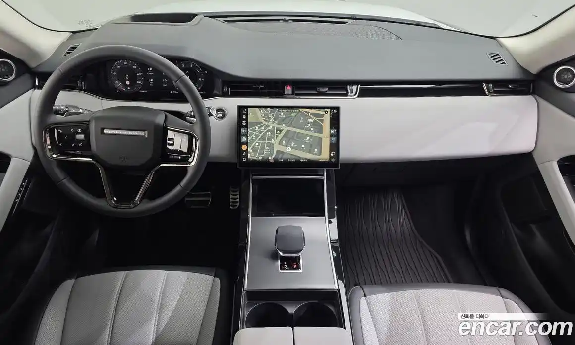 Land Rover Range-Rover Evoque 2024 2.0 Автомат в Москве № 765952, фото 4