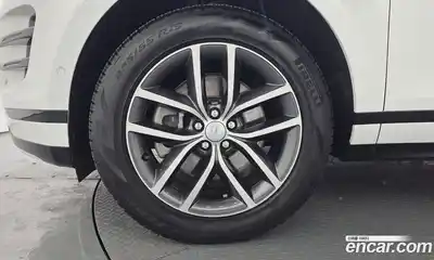 Land Rover Range-Rover Evoque 2024 2.0 Автомат в Москве № 765952, миниатюра 9