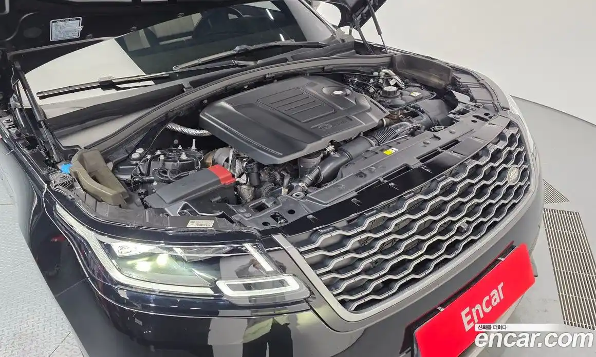 Land Rover Range-Rover Velar 2022 2.0 Автомат в Москве № 765989, фото 6