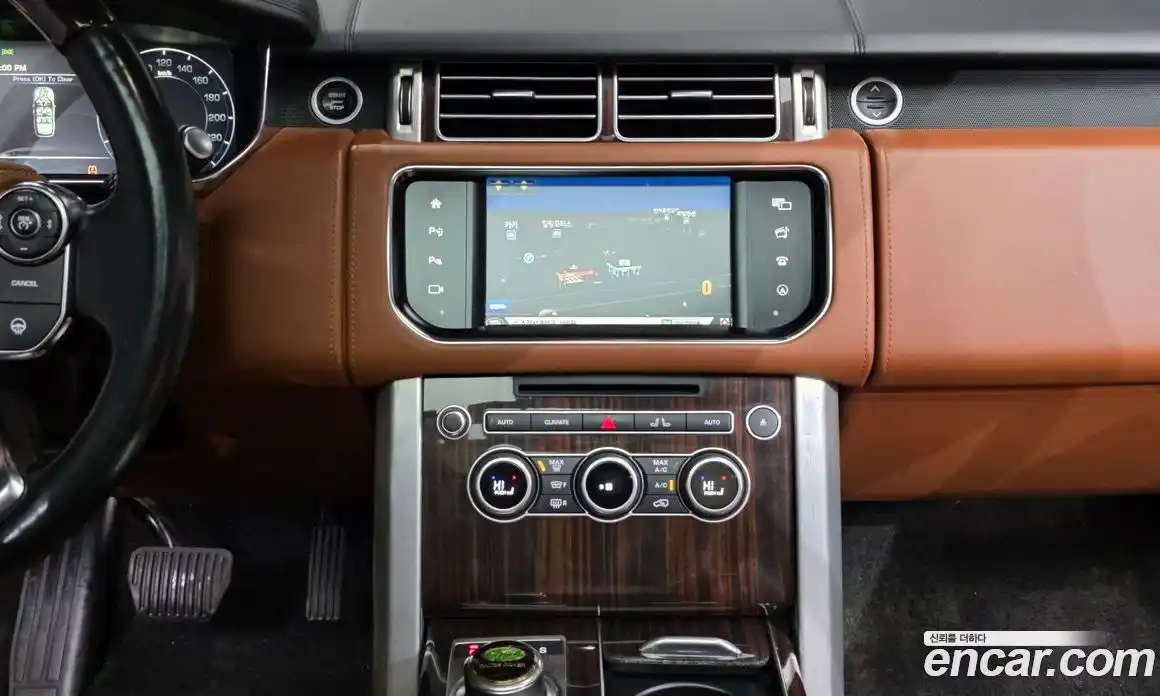 Land Rover Range-Rover 2016 4.4 Автомат в Москве № 766229, фото 14