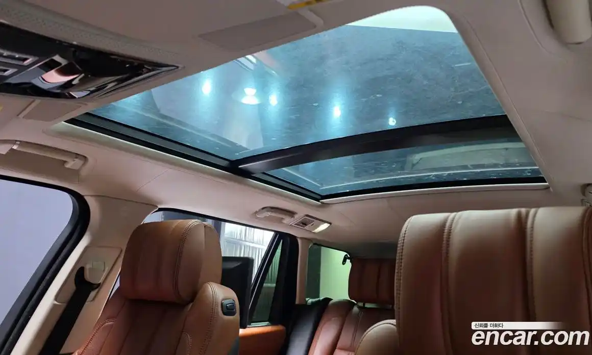 Land Rover Range-Rover 2016 4.4 Автомат в Москве № 766229, фото 18