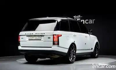 Land Rover Range-Rover 2016 4.4 Автомат в Москве № 766229, миниатюра 2