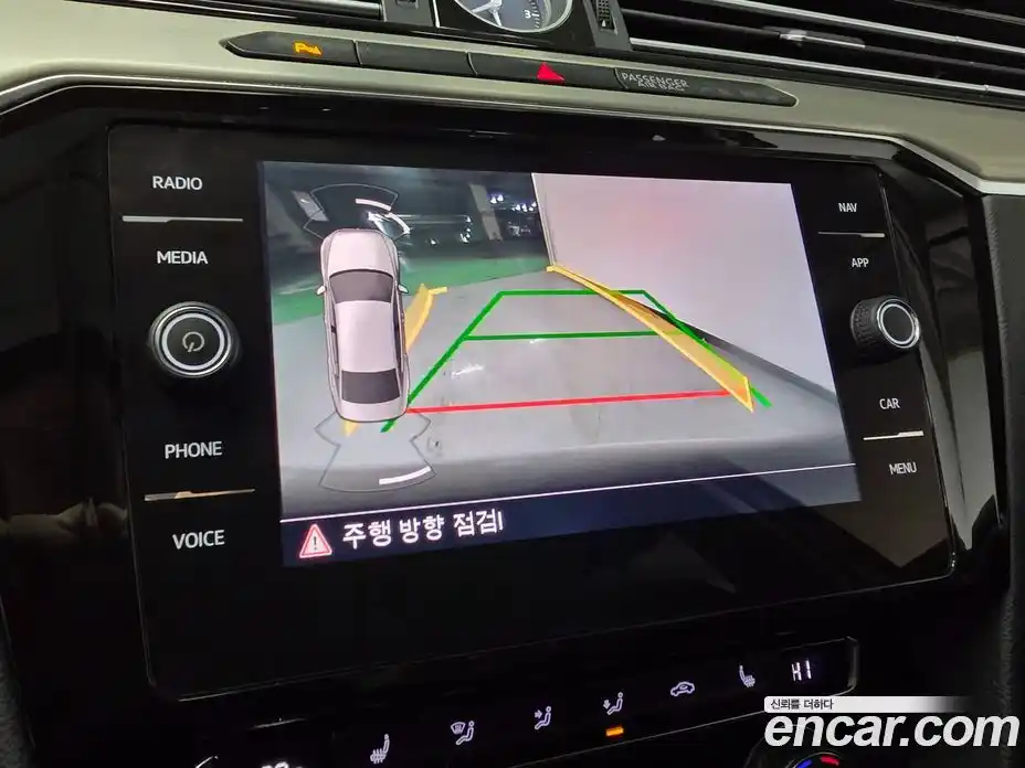 Volkswagen Passat 2018 2.0 Автомат в Москве № 767245, фото 13