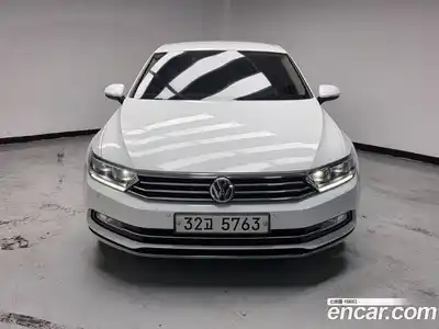 Volkswagen Passat 2018 2.0 Автомат в Москве № 767245, миниатюра 3