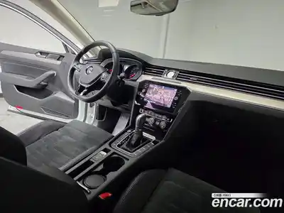 Volkswagen Passat 2018 2.0 Автомат в Москве № 767245, миниатюра 7