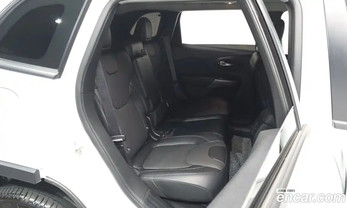 Jeep Cherokee 2022 2.4 Автомат в Москве № 767344, фото 11