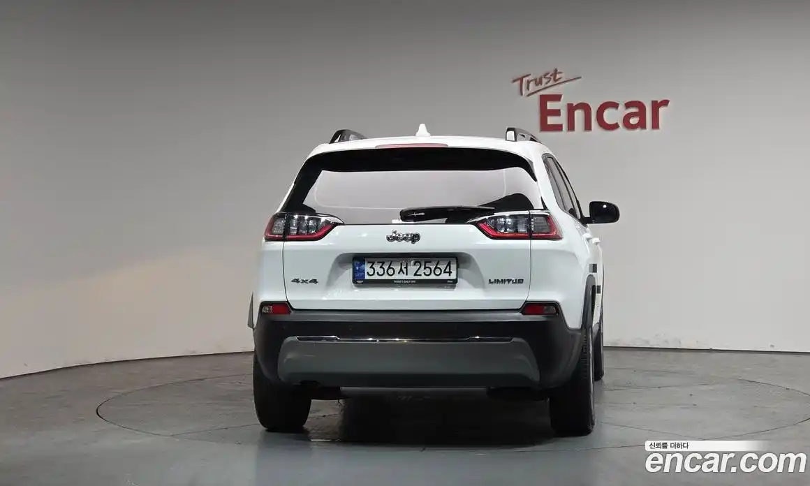 Jeep Cherokee 2022 2.4 Автомат в Москве № 767344, фото 3