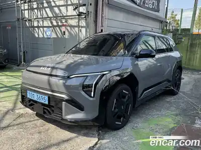 Kia EV3 2024 0.2 Автомат в Москве № 9940, миниатюра 2