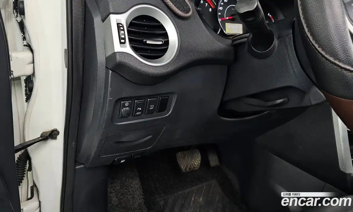 Renault QM5 2011 2.5 гидро в Москве № 106781, фото 19