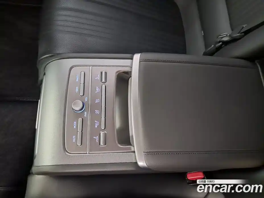 Hyundai Grandeur 2023 2.5 гидро в Москве № 109893, фото 15