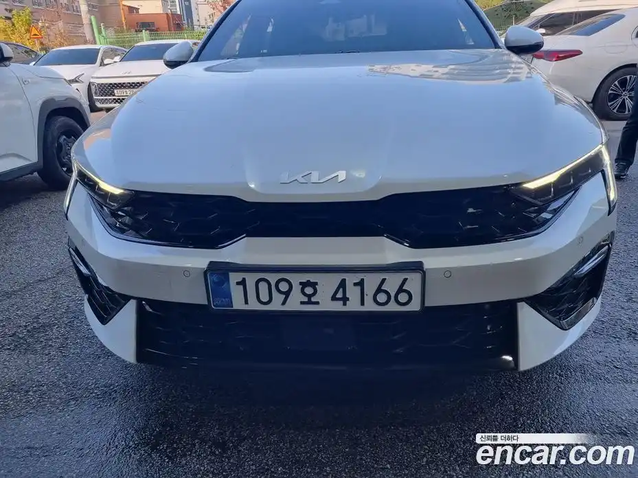 Kia K5 2025 2.0 Автомат в Москве № 114932, фото 1