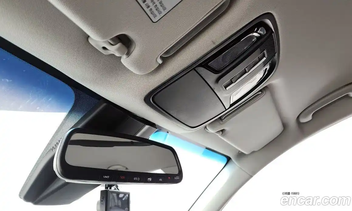 Kia Sorento 2019 2.0 Автомат в Москве № 119843, фото 19