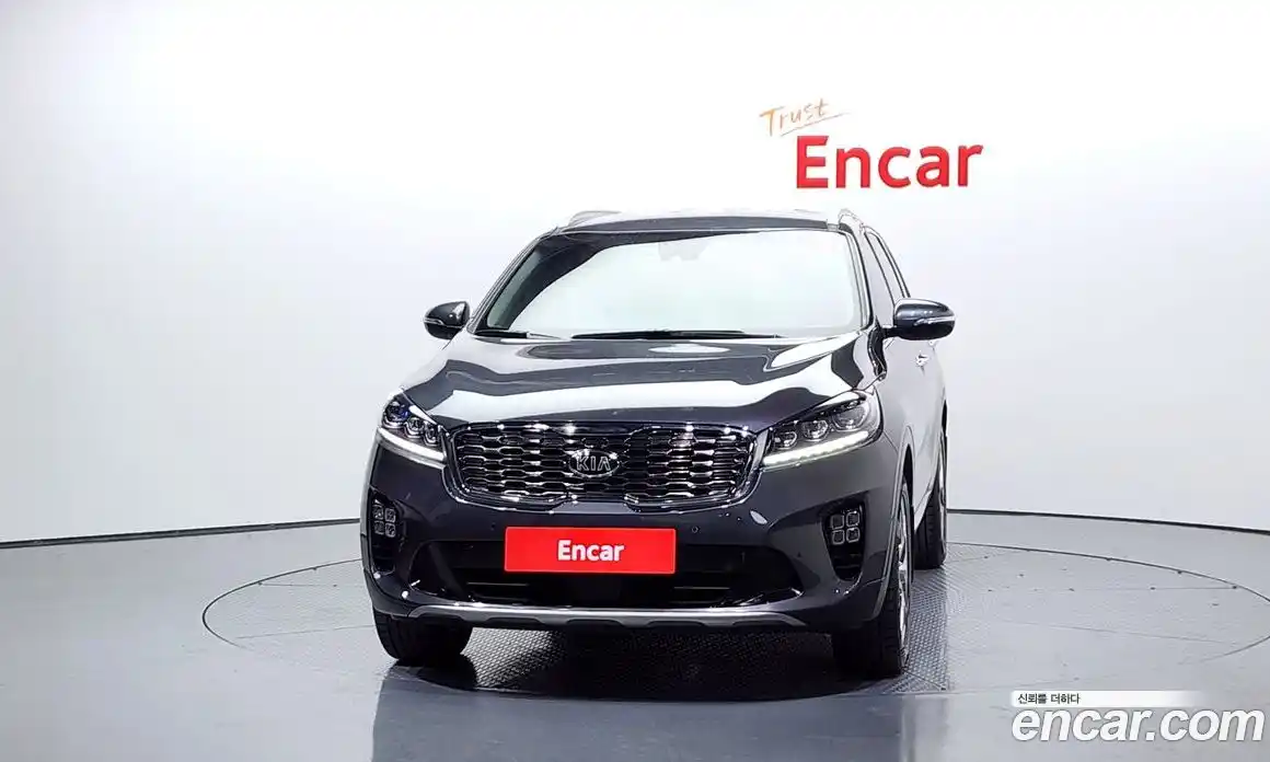 Kia Sorento 2019 2.0 Автомат в Москве № 119843, фото 3