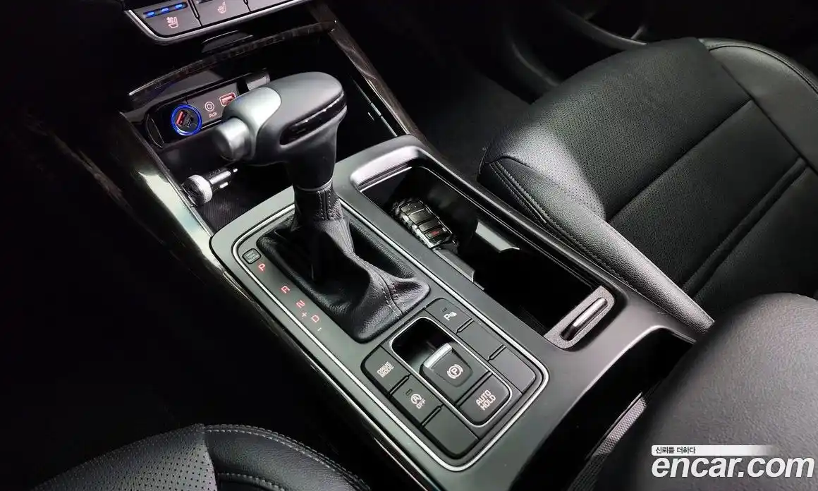 Kia Sorento 2019 2.0 Автомат в Москве № 119843, фото 9