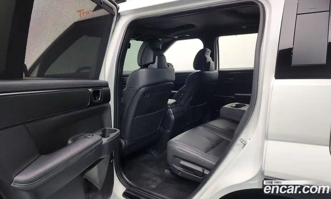 Hyundai Santa Fe 2023 1.6 Автомат в Москве № 127073, фото 11