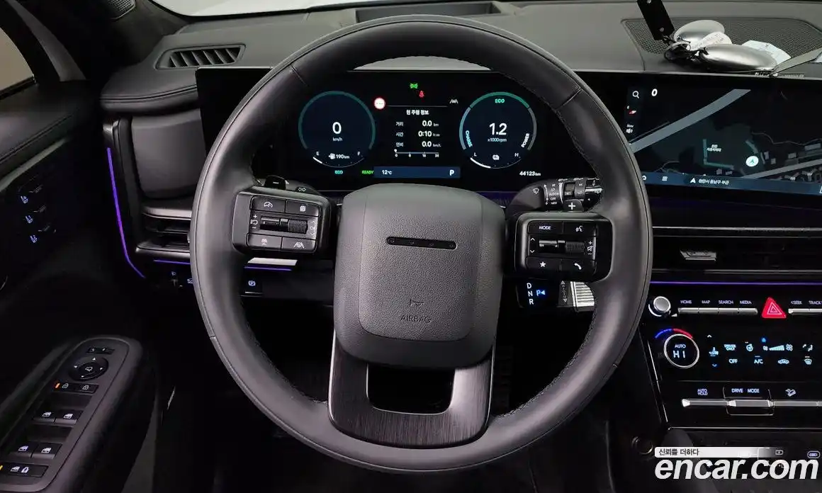 Hyundai Santa Fe 2023 1.6 Автомат в Москве № 127073, фото 14