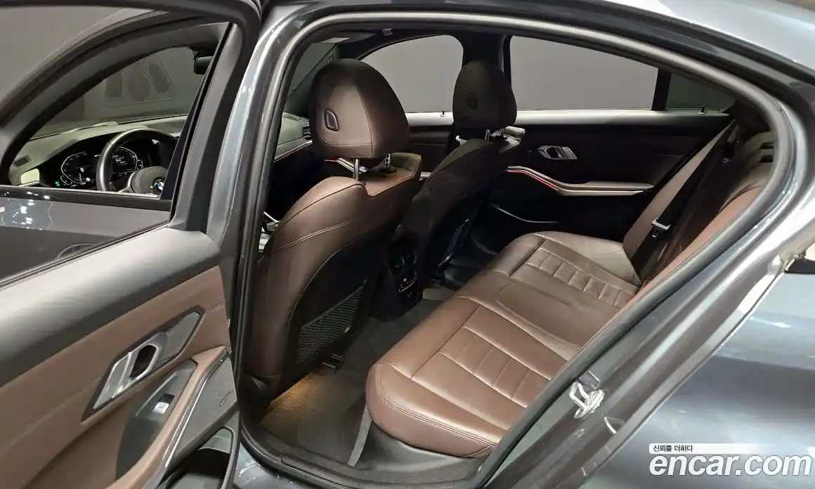 BMW 3-Series 2020 2.0 Автомат в Москве № 158095, фото 11