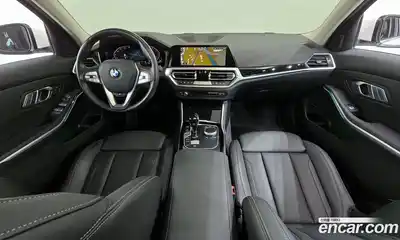 BMW 3-Series 2022 2.0 Автомат в Москве № 158512, миниатюра 7