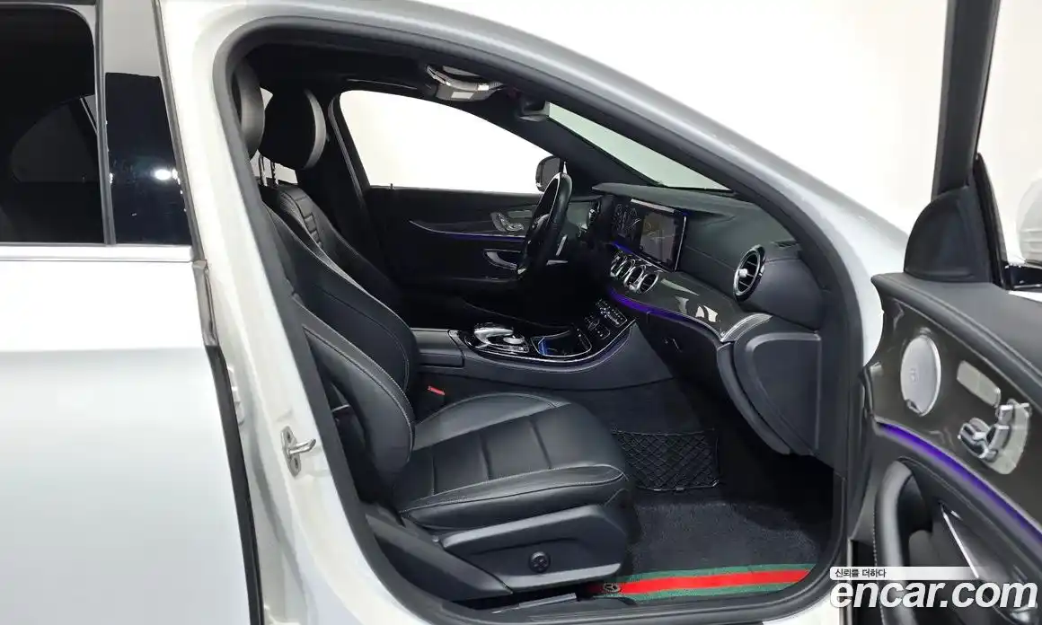 Mercedes-Benz E-Class 2019 2.0 Автомат в Москве № 160867, фото 11