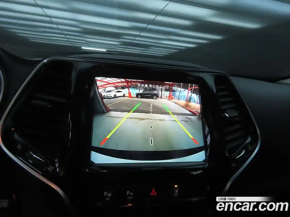 Jeep Cherokee 2021 2.4 Автомат в Москве № 169968, фото 13