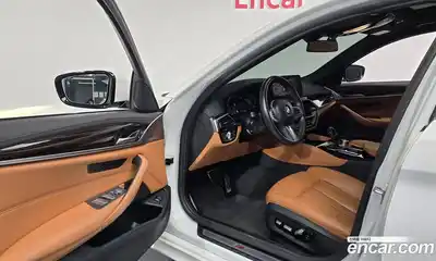 BMW 5-Series 2022 2.0 Автомат в Москве № 211335, миниатюра 10