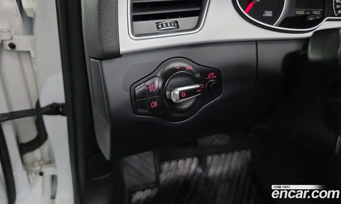 Audi A4 2015 2.0 Автомат в Москве № 212585, фото 19