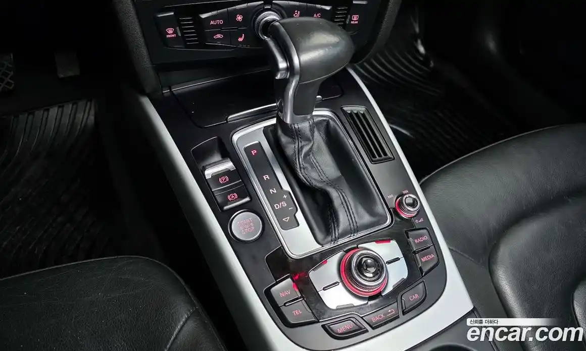 Audi A4 2015 2.0 Автомат в Москве № 212585, фото 9