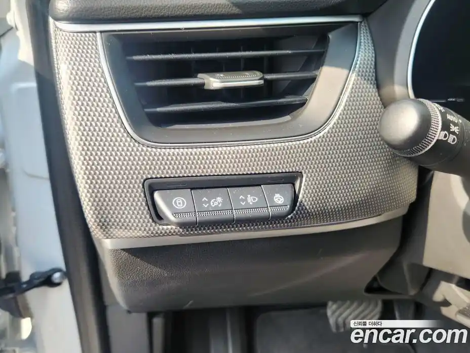 Renault Arkana 2025 1.6 гидро в Москве, фото 6