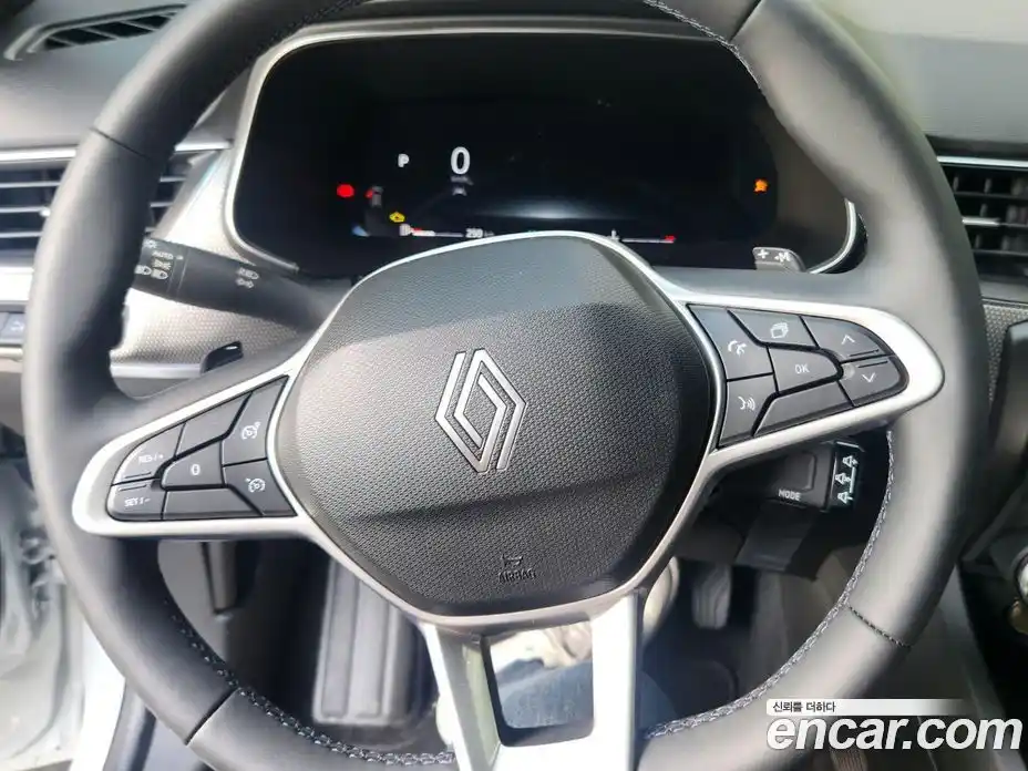 Renault Arkana 2025 1.6 гидро в Москве, фото 9