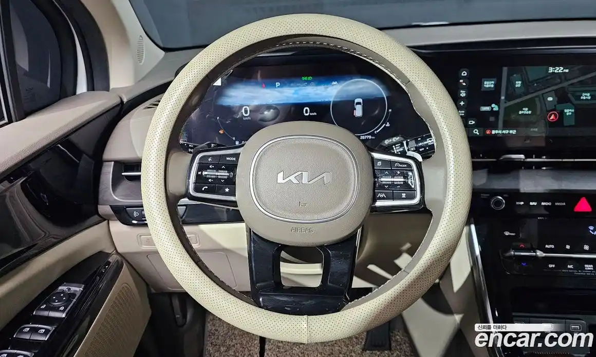 Kia Canival 2022 3.5 гидро в Москве № 22404, фото 14