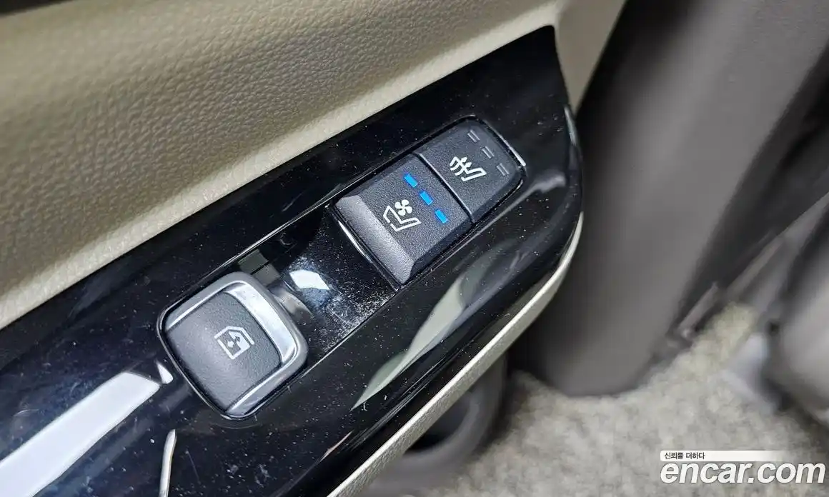 Kia Canival 2022 3.5 гидро в Москве № 22404, фото 19