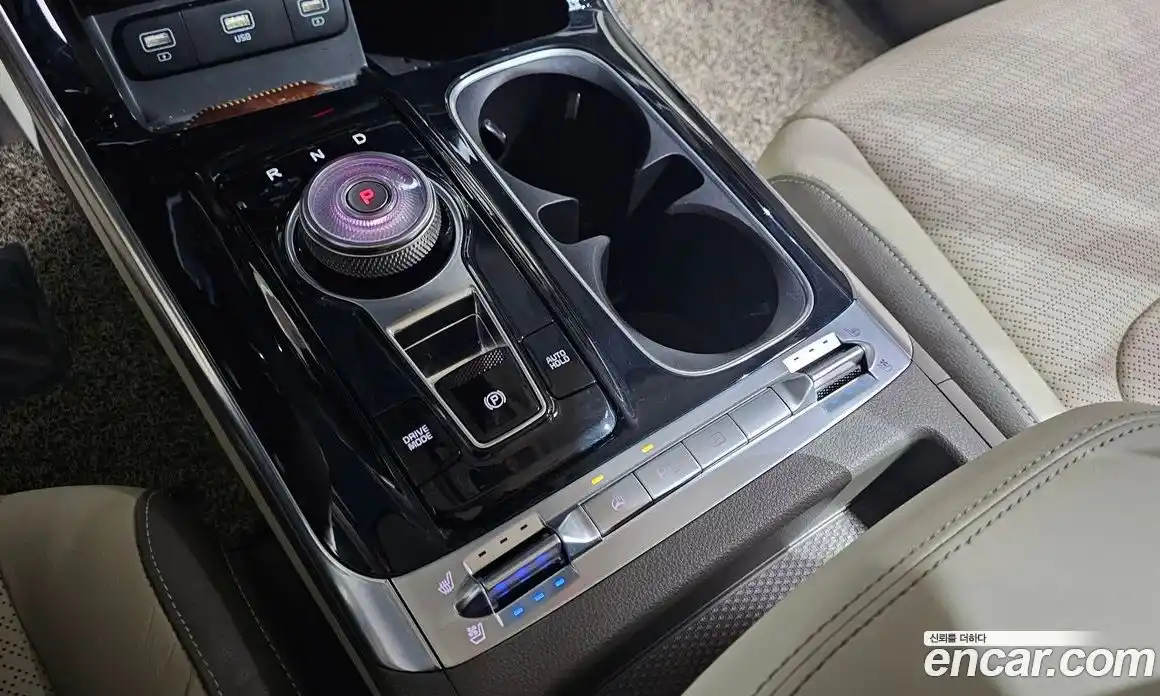 Kia Canival 2022 3.5 гидро в Москве № 22404, фото 9