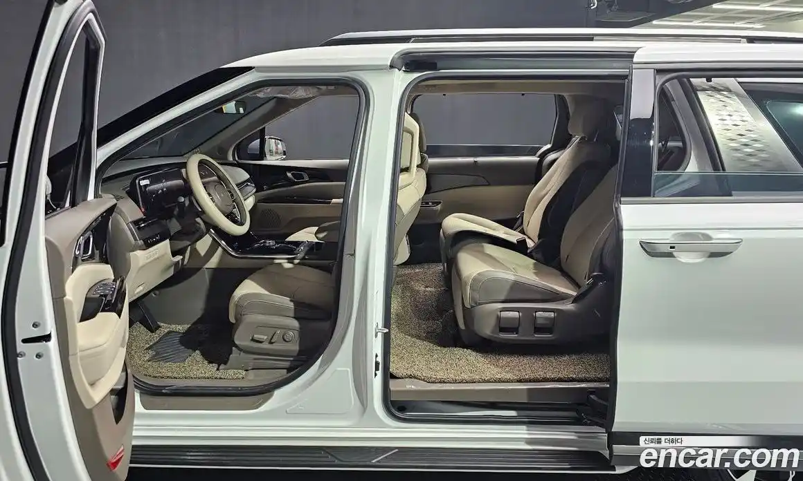 Kia Canival 2022 3.5 гидро в Москве № 22404, фото 10