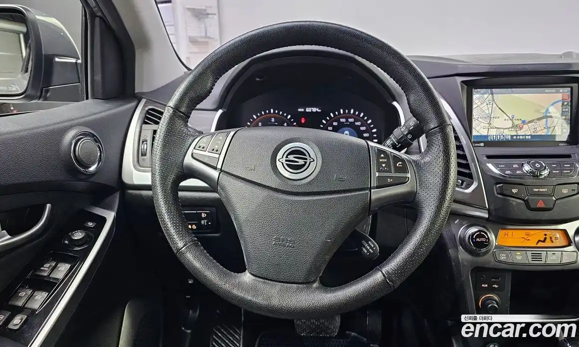 SsangYong Korando 2015 2.0 Автомат в Москве № 30709, фото 12