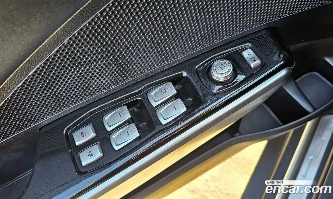 SsangYong TIBOLI 2016 1.6 Автомат в Москве № 36193, фото 13