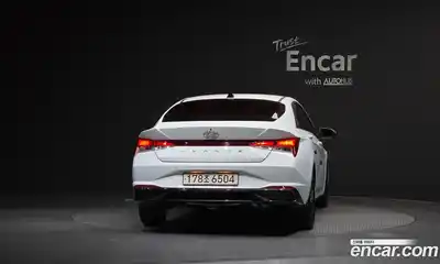 Hyundai Avante 2022 1.6 Автомат в Москве № 47141, миниатюра 4