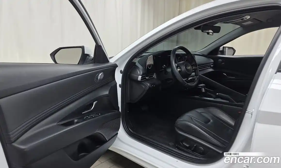 Hyundai Avante 2022 1.6 Автомат в Москве № 47141, фото 10