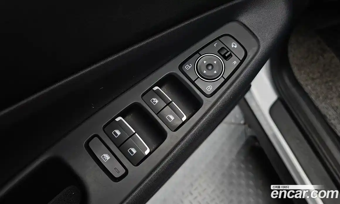 Hyundai Santa Fe 2021 2.2 Автомат в Москве № 714402, фото 16