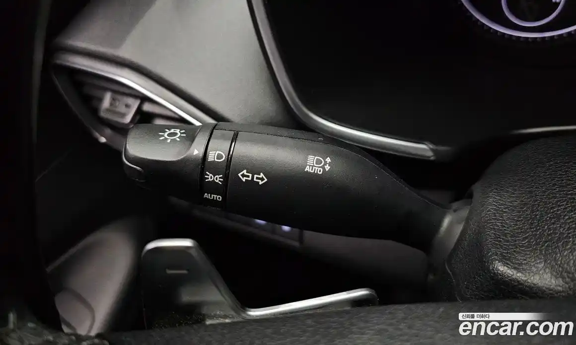 Hyundai Santa Fe 2021 2.2 Автомат в Москве № 714402, фото 18