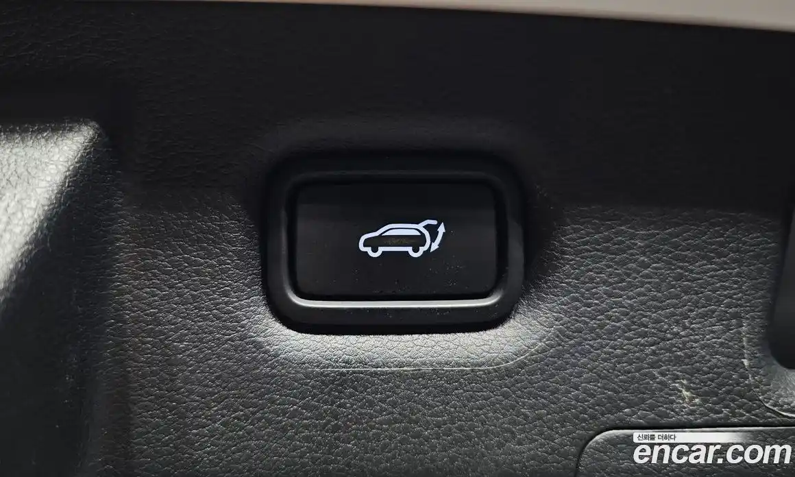 Hyundai Santa Fe 2021 2.2 Автомат в Москве № 714402, фото 20