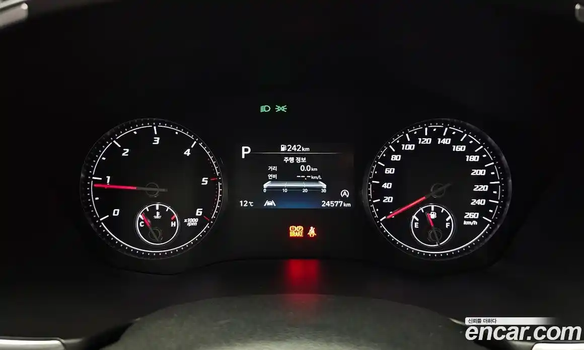 Hyundai Santa Fe 2021 2.2 Автомат в Москве № 714402, фото 8