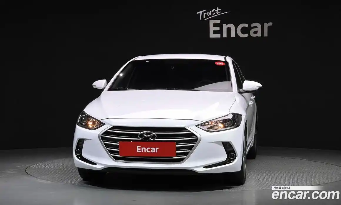 Hyundai Avante 2018 1.6 Автомат в Москве № 714643, фото 3