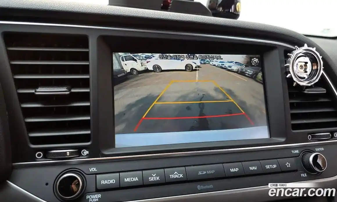 Hyundai Avante 2018 1.6 Автомат в Москве № 714825, фото 15