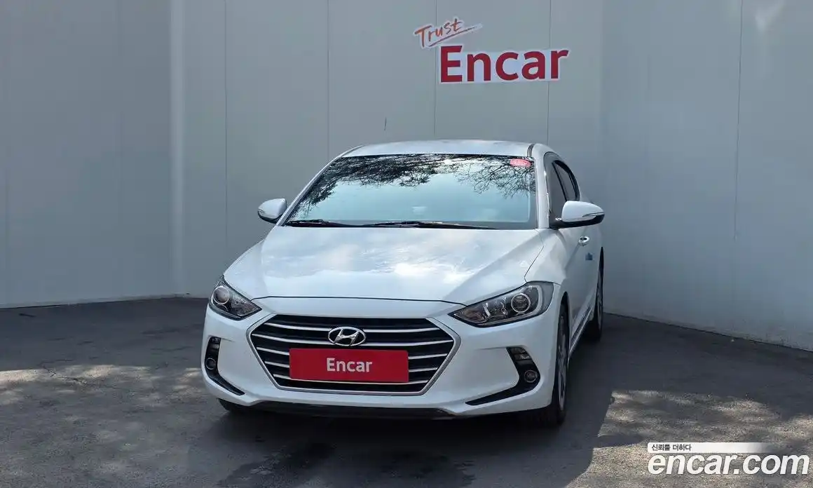 Hyundai Avante 2018 1.6 Автомат в Москве № 714825, фото 3