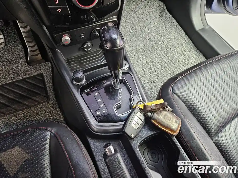 SsangYong TIBOLI 2016 1.6 Автомат в Москве № 715137, фото 14