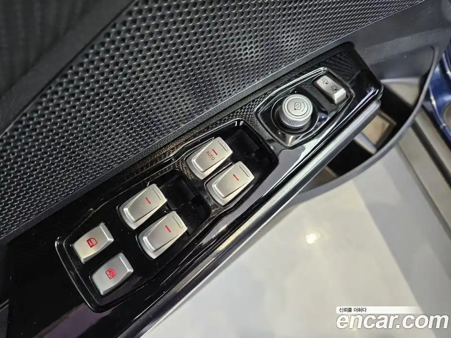 SsangYong TIBOLI 2016 1.6 Автомат в Москве № 715137, фото 16