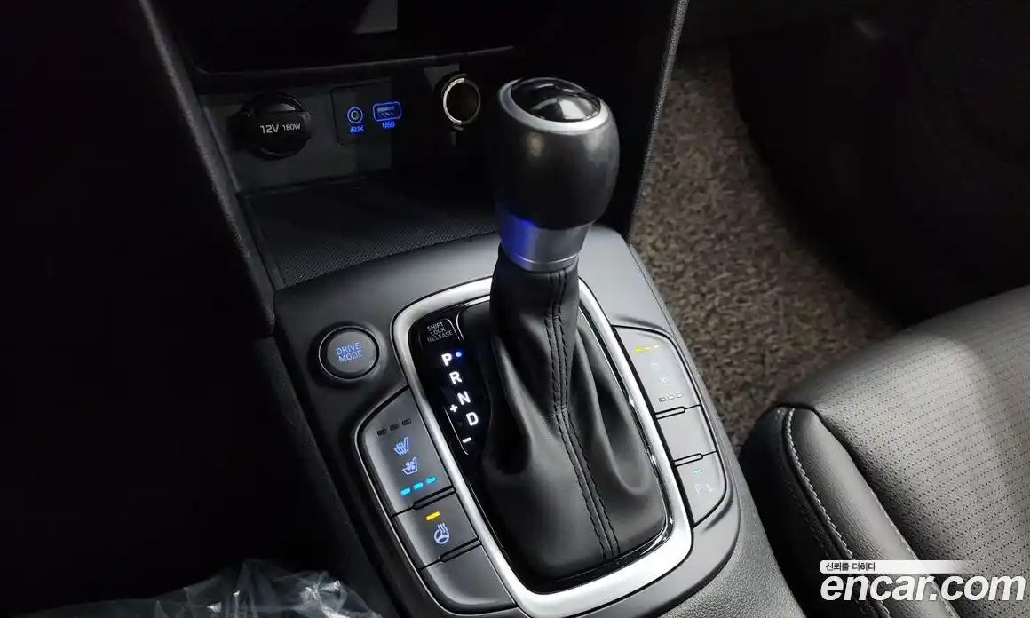 Hyundai Kona 2018 1.6 Автомат в Москве № 715419, фото 9